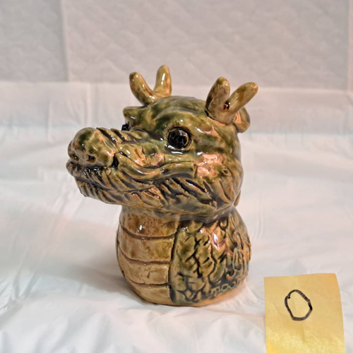 縁起物　辰　ドラゴン　台湾工芸品　乾唐軒交趾焼き　龍　林智信作 縁起物 辰 ドラゴン 台湾工芸品 乾唐軒交趾焼き 龍 林智信作
