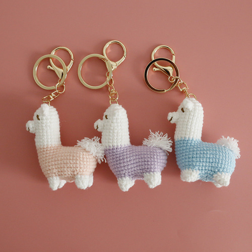 かわいいアルパカストラップ、かぎ編みキーホルダー、リュック