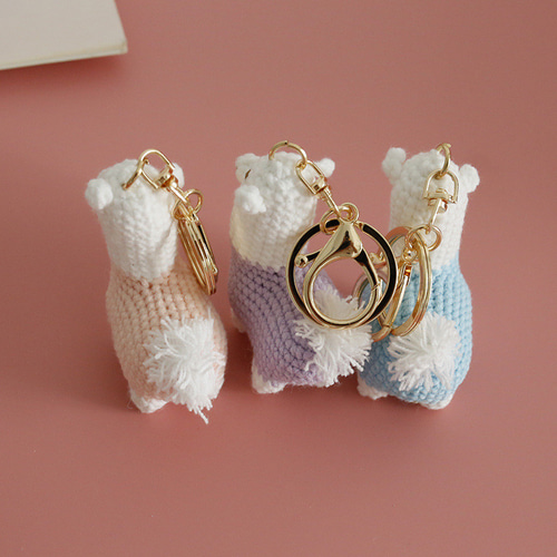 かわいいアルパカストラップ、かぎ編みキーホルダー、リュック