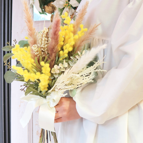 ミモザのナチュラルブーケ ブートニア付き 結婚式 パーティー フォト 