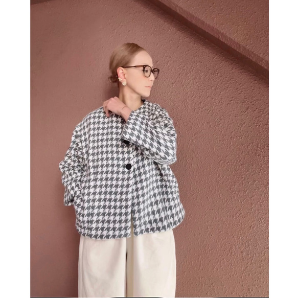 特殊優質材質❤️可以選擇長度❤️非常適合畢業和入學❤️春季也可以使用的成人夾克❤️經典千鳥格圖案 第2張的照片