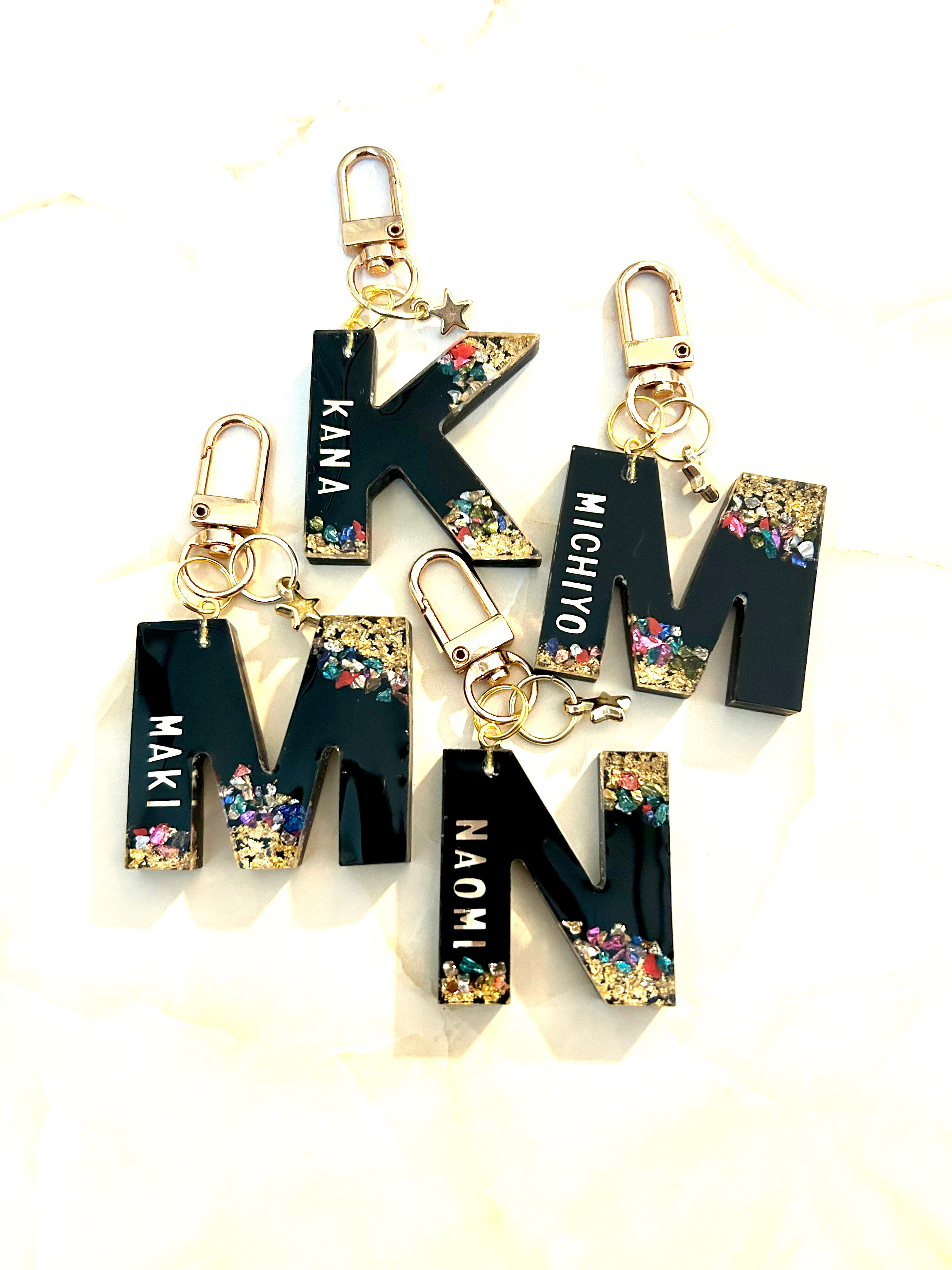 イニシャルキーホルダー♪ イニシャルキーホルダー M | SHEI'S SHOP