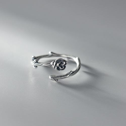 シルバー925 上品 燻し 棘バラ リング 指輪 silver925