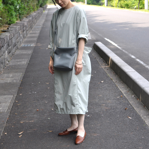 ブルーグレー再販！ 本革のミニショルダーバッグ（2way仕様