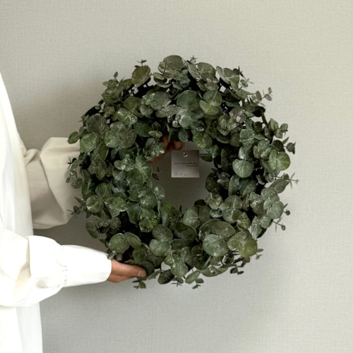 ユーカリグリーンリース 銀世界 35cm 存在感抜群◎】玄関に飾りたい