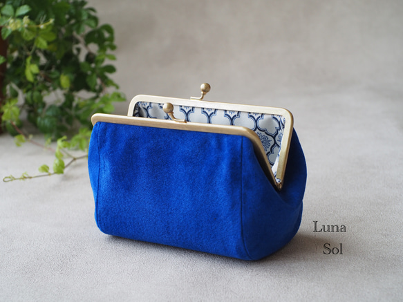 スエード マチ広 がま口 ポーチ Royal Blue がま口 LunaSol 通販