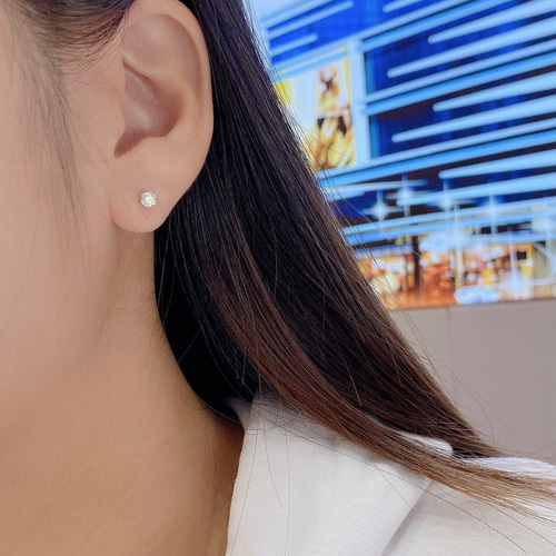 天然ダイヤモンドピアス0.31ct k18 ピアス（スタッド・一粒） パール  