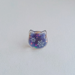 【送料無料】レジン　猫　冬　雪　一粒　シンプル　ピアス　イヤリング 2枚目の画像