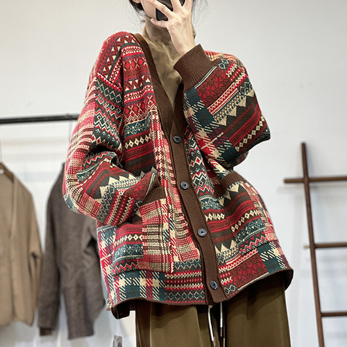 新作)赤.厚手.手編みセーターニット クルーネックニット