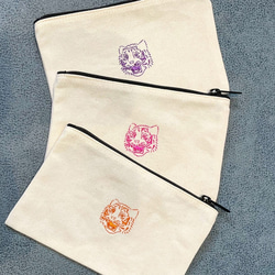 刺繍虎ポーチ ポーチ NEEDLECRAFT 通販 17008298｜Creema(クリーマ