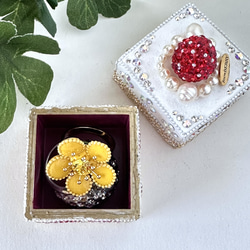 艶めくパールと煌めく苺のショートケーキ宝石箱 3枚目の画像