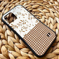 【耐衝撃グリップケース】WHITE ＆ BROWN NATURAL LEAVES ギンガム iPhone  スマホケース 3枚目の画像