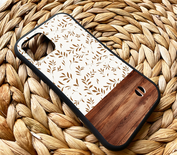 名入れ♪【耐衝撃グリップケース黒】BROWN NATURAL LEAVES ＆WOOD iPhone  スマホケース 3枚目の画像