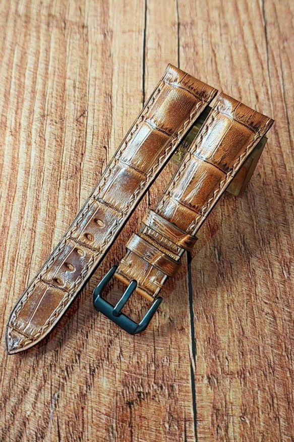 クロコダイルレザー「世界にひとつを作る楽しみ」～カスタムオーダーの