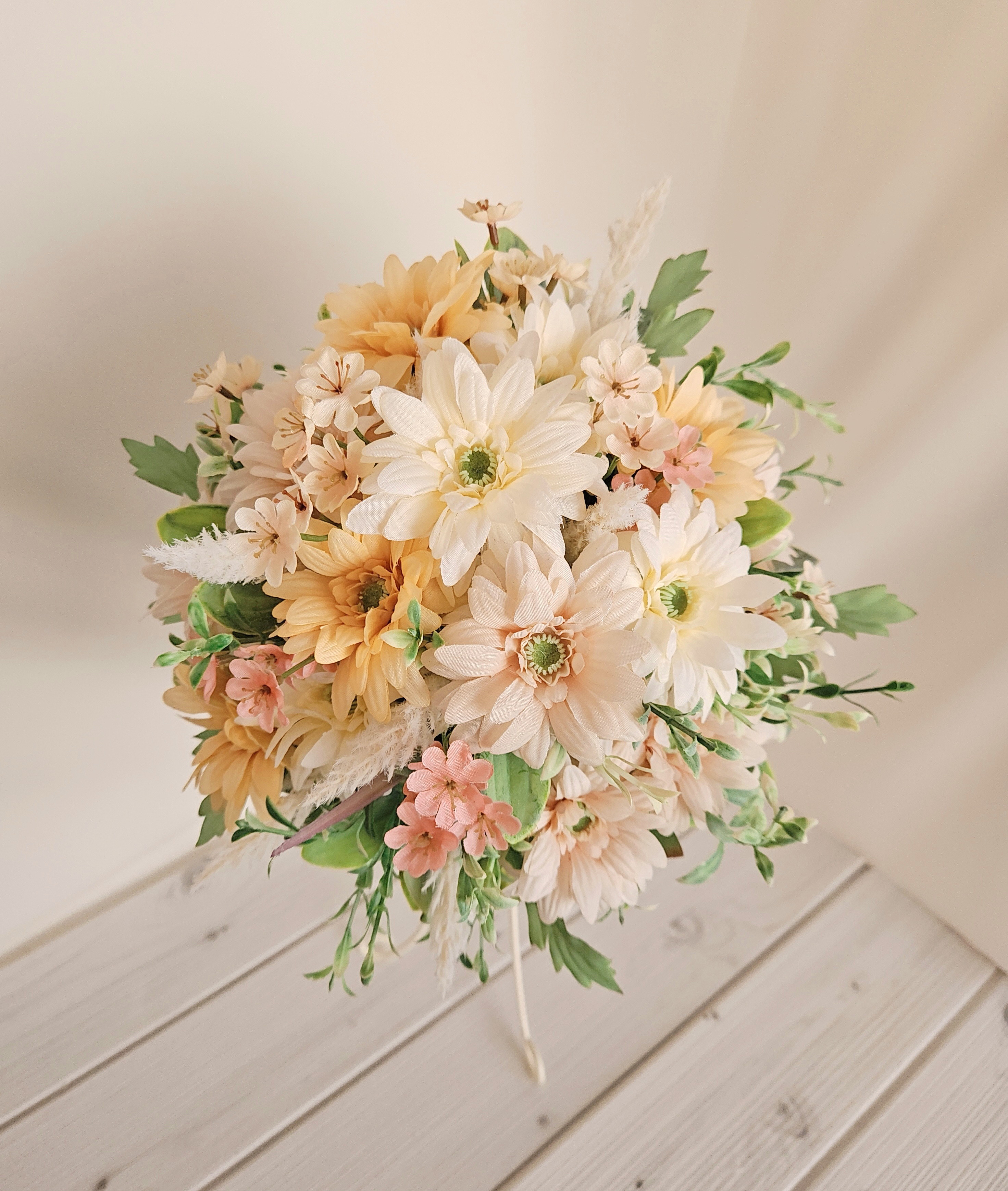 ウェディングブーケ（ブートニア付き）B-158