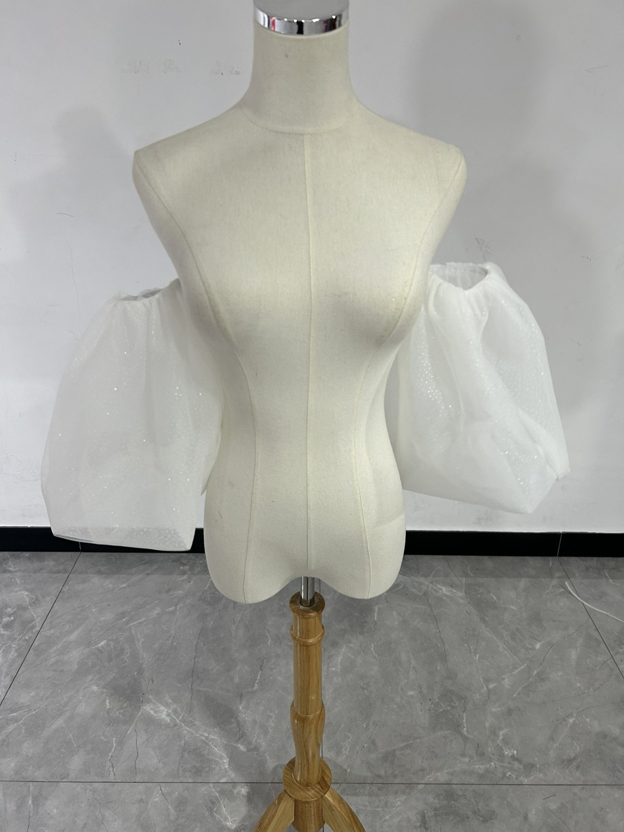 多層チュール 取り外し袖 アイボリー ショルダーの付け袖 キラキラパフスリーブ　ドレスアレンジ ウエディング お色直し