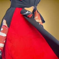 黒留袖 際立つ品格ワンピ 差し色ギャザーワンピース フォーマル 着物リメイク 結婚式 演奏会 和柄 黒 Ｎ51205 7枚目の画像