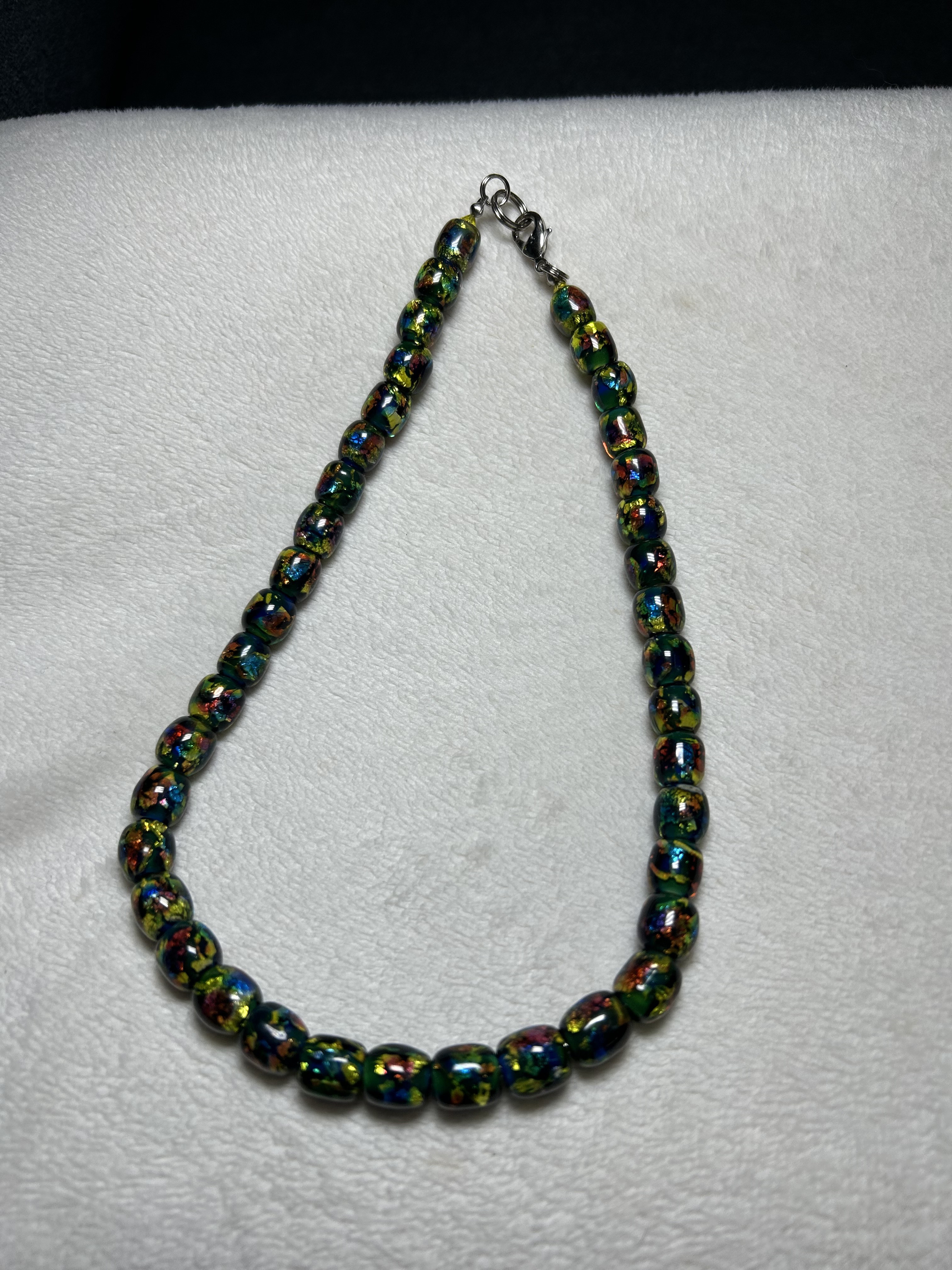 クリスマスカラー　華やかとんぼ玉ネックレス