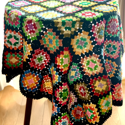ハンドメイド かぎ針編み グラニースクエア ブランケット ハンドメイド かぎ針編み グラニースクエア ブランケット