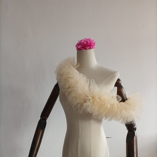 送料無料！ 人気上昇！3WAYS取り外しオフショルダー つけ襟シャンパン