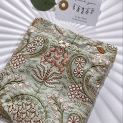 【12㌢バネ口】インド刺繍ポーチ　ミントグリーン　ポーチ　財布　プレゼント　ピルケース 7枚目の画像