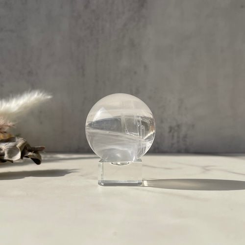 Girasol マダガスカル産【ジラソル／クォーツ 水晶】スフィア（φ39mm