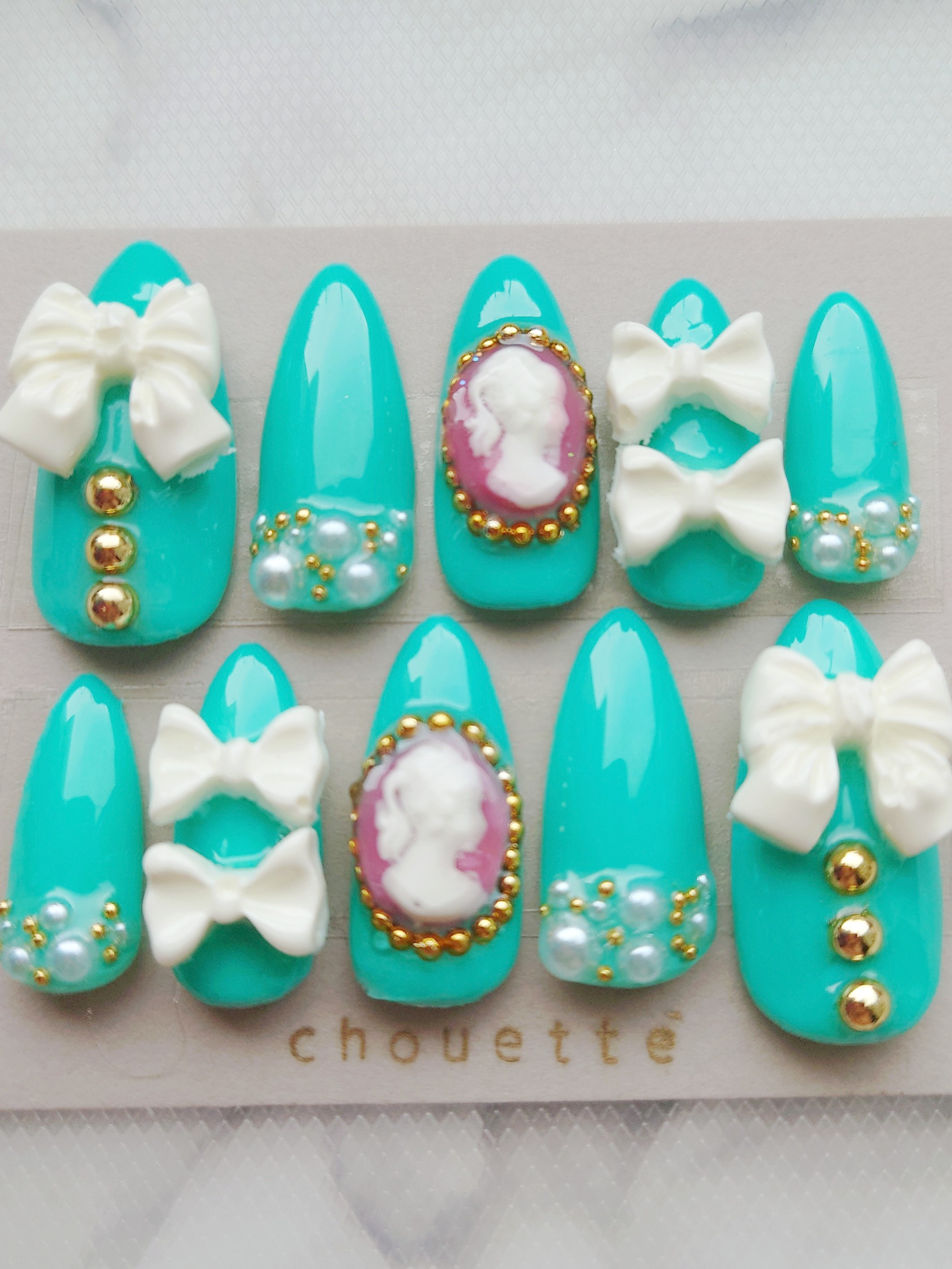ネイルチップ つけ爪 ミント ブルー エメラルド リボン カメオ ゴールド パール