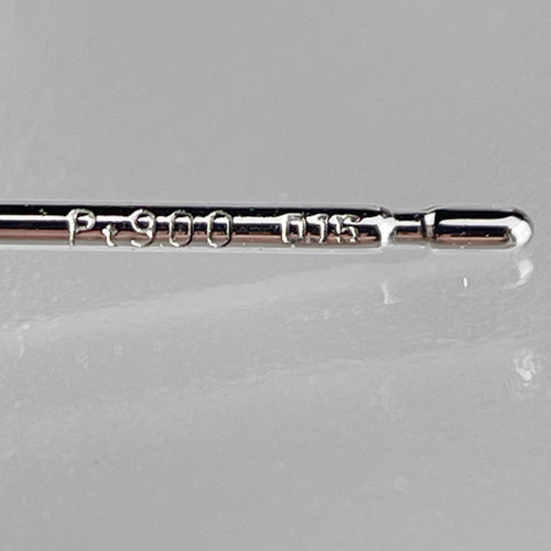 宝石鑑別書付き PT900 天然ダイヤモンドピアス0.3ct ピアス