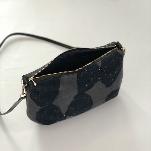 ⚮̈ミナペルホネン slow dance ボディバッグ ショルダーバッグ  