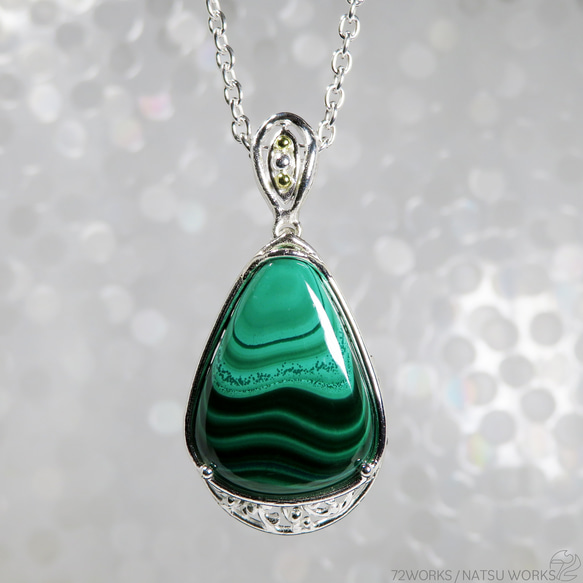 マラカイト ネックレス / Malachite with 18k Necklace 2枚目の画像