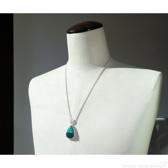 マラカイト ネックレス / Malachite with 18k Necklace 5枚目の画像