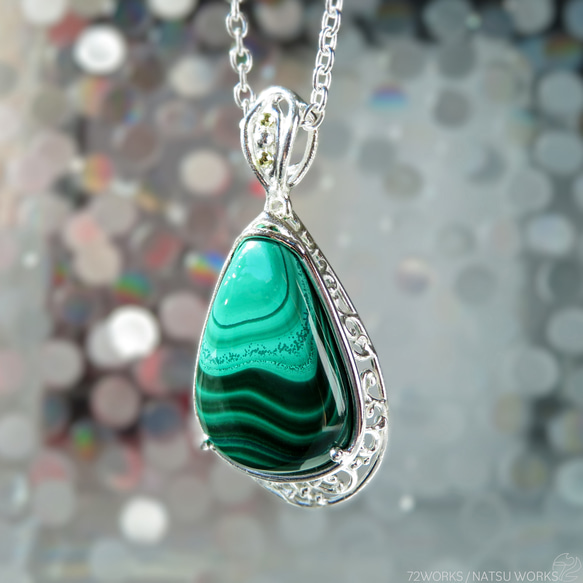 マラカイト ネックレス / Malachite with 18k Necklace 1枚目の画像