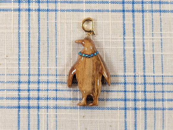 木製　ペンダントトップ　（　ペンギン　） 1枚目の画像