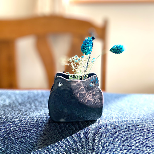 一輪挿し・陶芸猫Face形 黒陶土 ♪*ﾟ#猫の日2025 一輪挿し