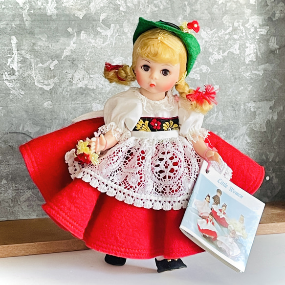 【Madame Alexander】マダムアレクサンダードール SWITZERLAND｜プラスチックドール・着せかえ人形 1枚目の画像