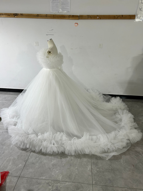 エレガント ウエディングドレス ホワイト 取り外しオフショルダー フレアスカート 二次会 花嫁                                     女性を宝石(ジュエリー)のように輝かせる。些細なライフスタイル E2141099385(16302円)