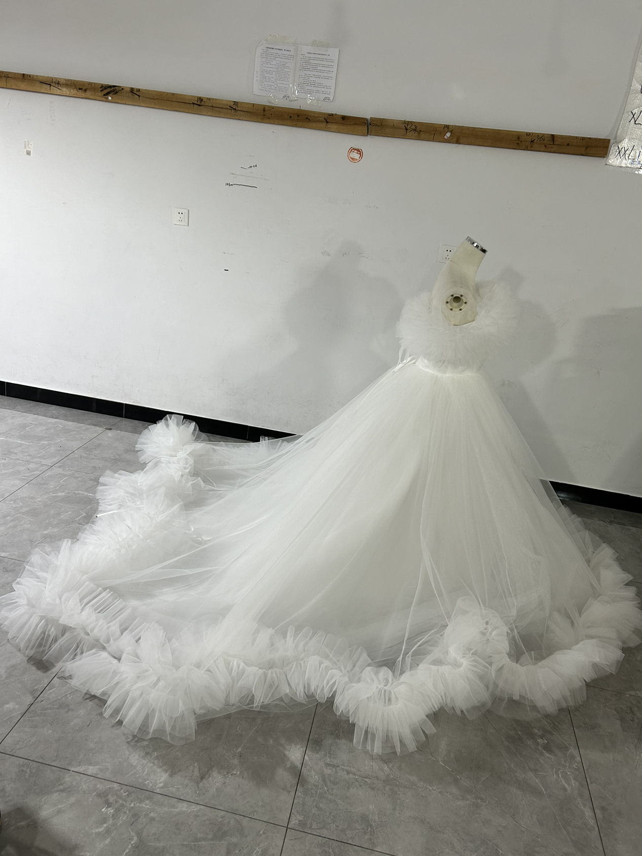 ウエディングドレス 【S〜XLサイズ】Aライン 前撮り 後撮り フォト  