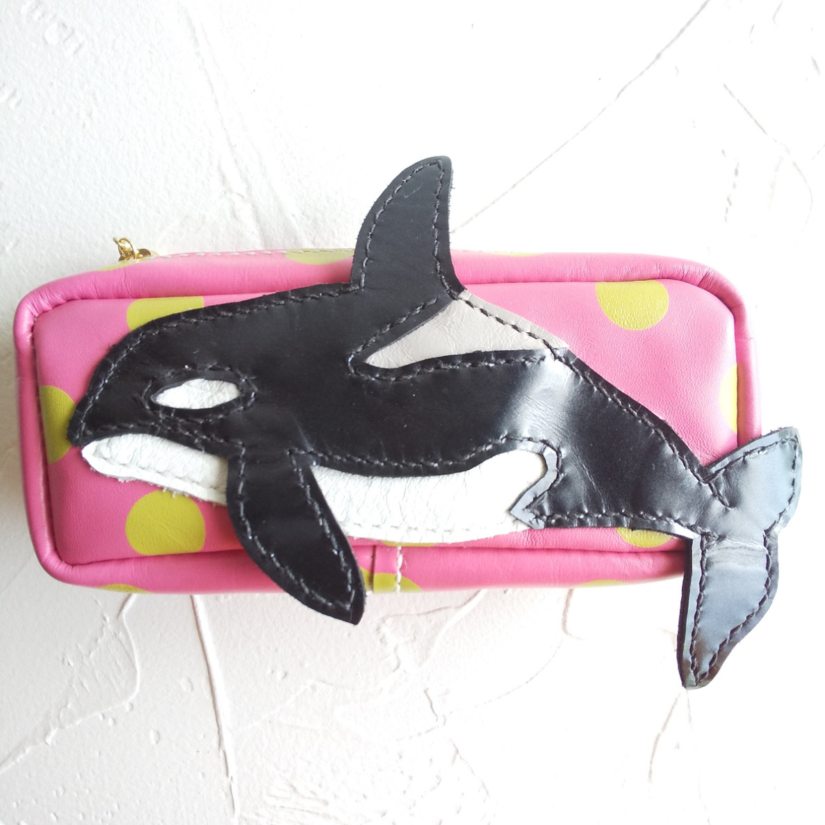 シャチのレザーポーチ(ピンク)