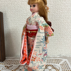 リカちゃんブライス人形のお振袖 2枚目の画像