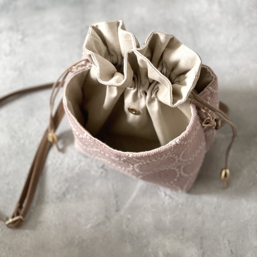 ⚮̈ミナペルホネン　tambourine pink シプリバッグ　巾着ショルダー ⚮̈ミナペルホネン tambourine pink シプリバッグ 巾着