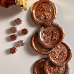 アンティーク シーリングスタンプ ベージュ 茶色 銅 シール 1枚目の画像