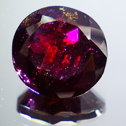 ★ロードライトガーネット ブリリアントカット★7.50ct/11.7ｍｍ★天然石薔薇柘榴石★ルース裸石カボション★ジェム 1枚目の画像