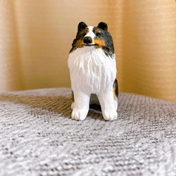 シェルティ　ブルーマール　お座り　犬　ミニチュア　フィギュア　置物　オブジェ 5枚目の画像