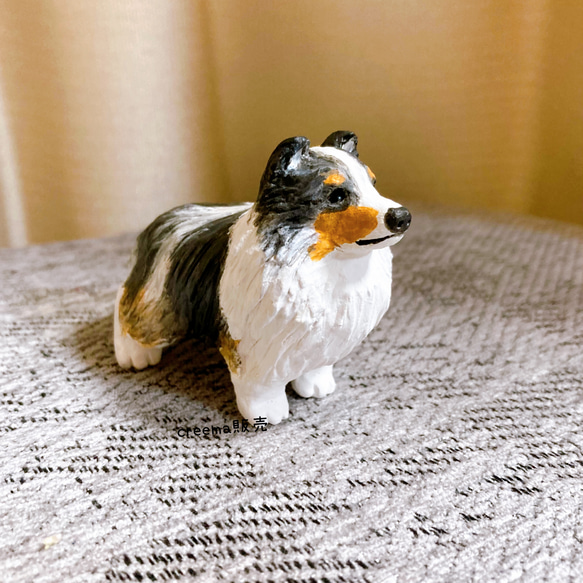 シェルティ　ブルーマール　立ち姿　犬　ミニチュア　フィギュア　置物　オブジェ 1枚目の画像