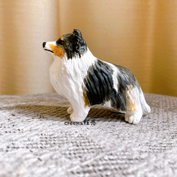シェルティ　ブルーマール　立ち姿　犬　ミニチュア　フィギュア　置物　オブジェ 2枚目の画像