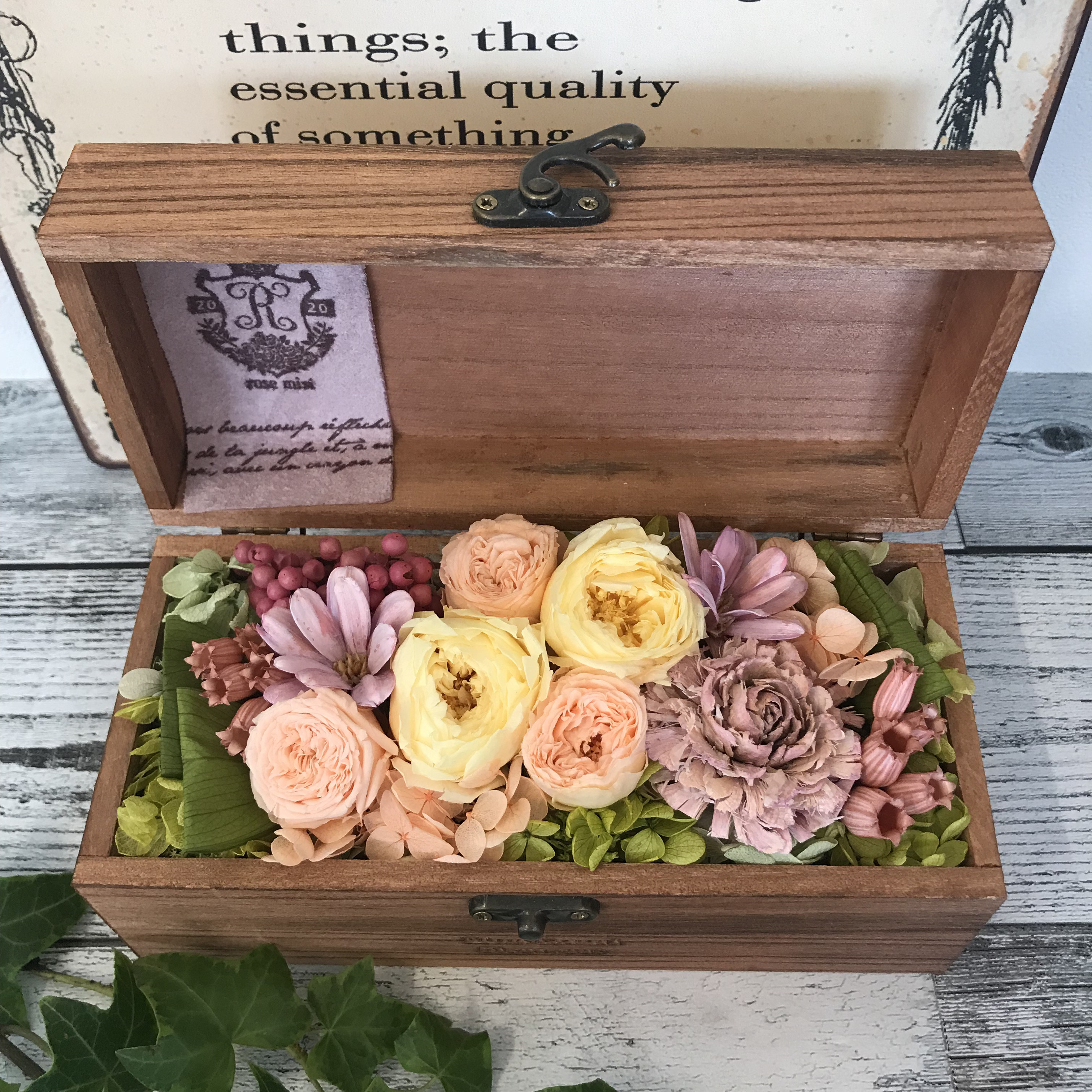 HANDMADE プリザーブドフラワー アレンジメント 母の日 ウッドショッパー ウッドショッパーズ～sweet～ プリザーブドフラワー 花結 通販