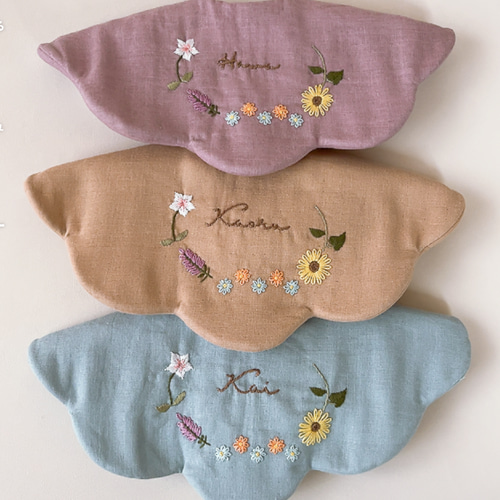 新色追加！】名入れ刺繍無料✳︎可愛い花輪柄刺繍ベビースタイ スタイ
