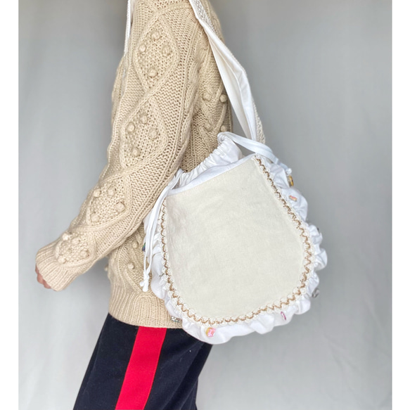 bijou tote bag (white) 1枚目の画像