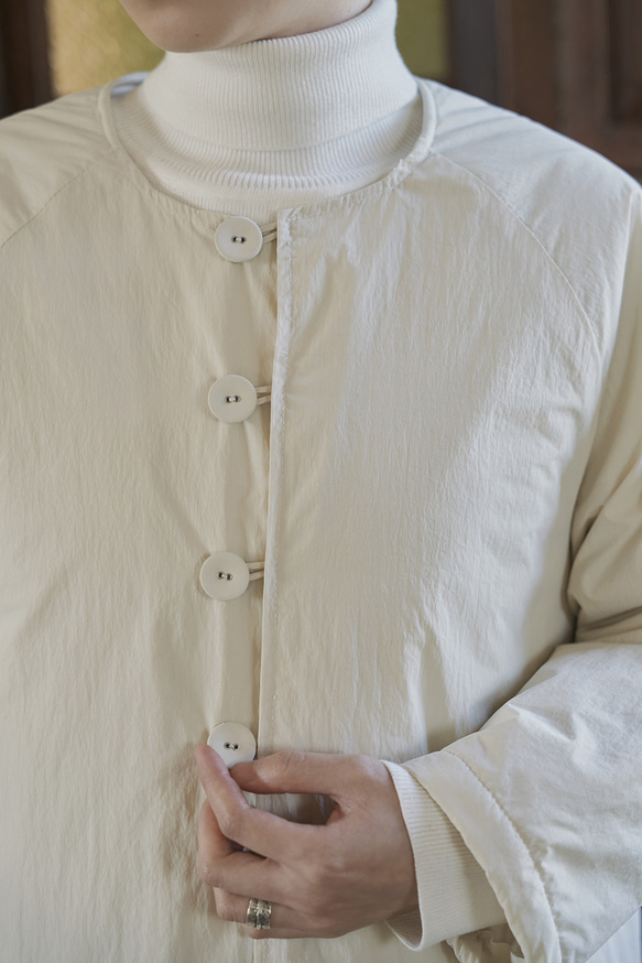 奶油白色 復古少女新中式軟fufu棉服 圓領寬鬆廓形中長款棉衣外套 第11張的照片