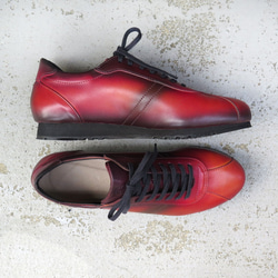 【~染工手工~】經典設計，高品質真皮！ EMA 運動鞋/單件染成紅色 第6張的照片